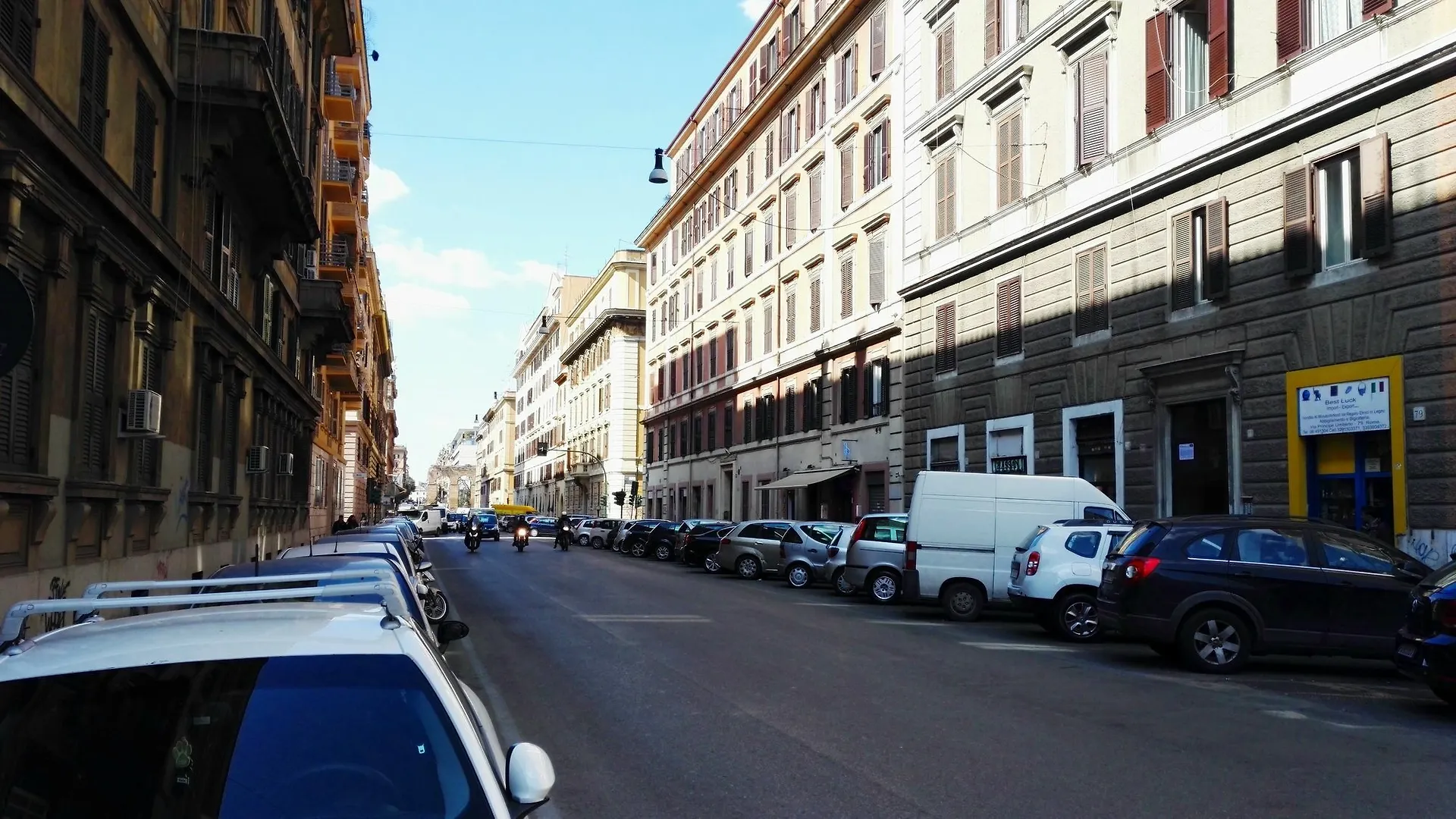 Via Umberto Appartement Rome