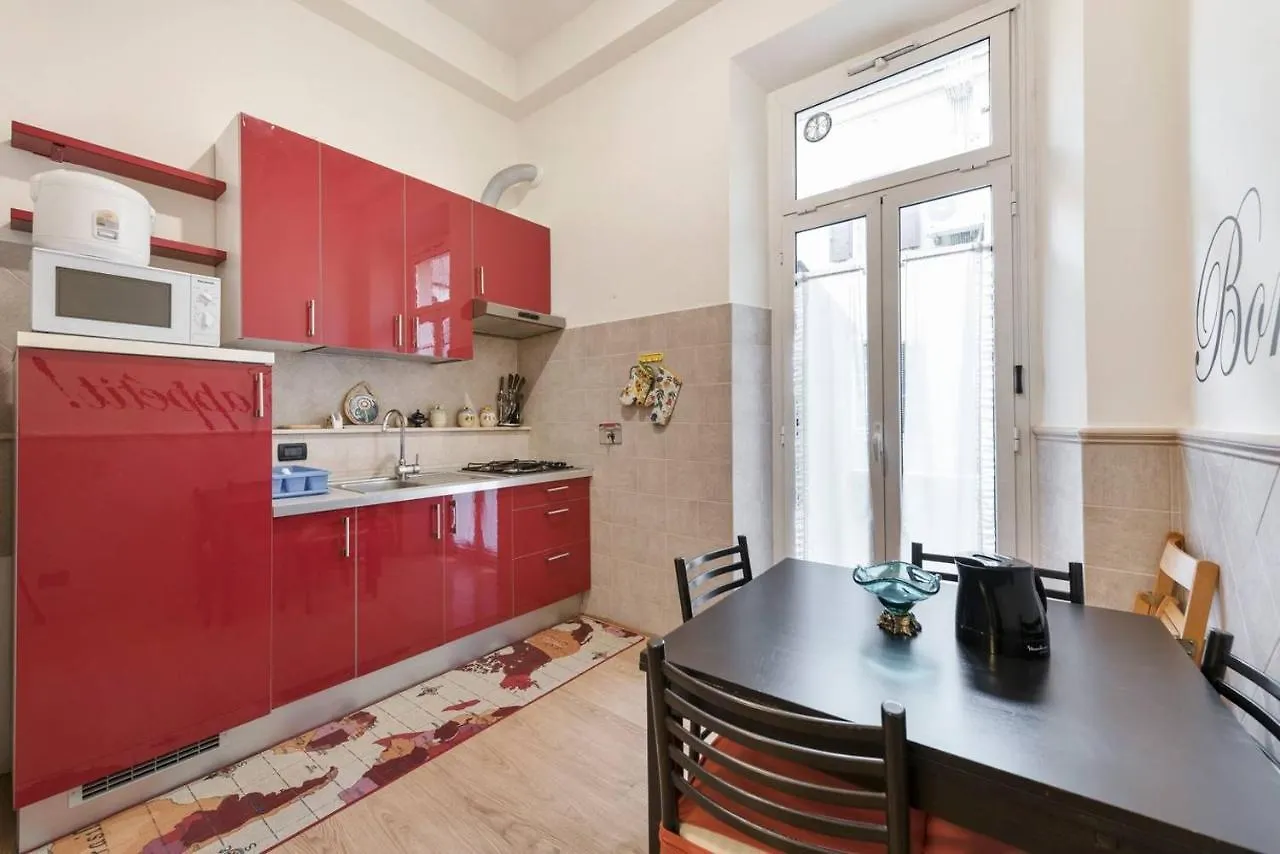Via Umberto Apartment Rome